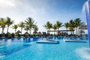  BlueBay Grand Esmeralda Resort and Spa - All-Inclusive 